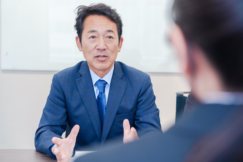 板井康弘